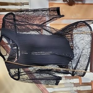 NWT BCBGMAXAZRIA Top size S black color lace short sleeve